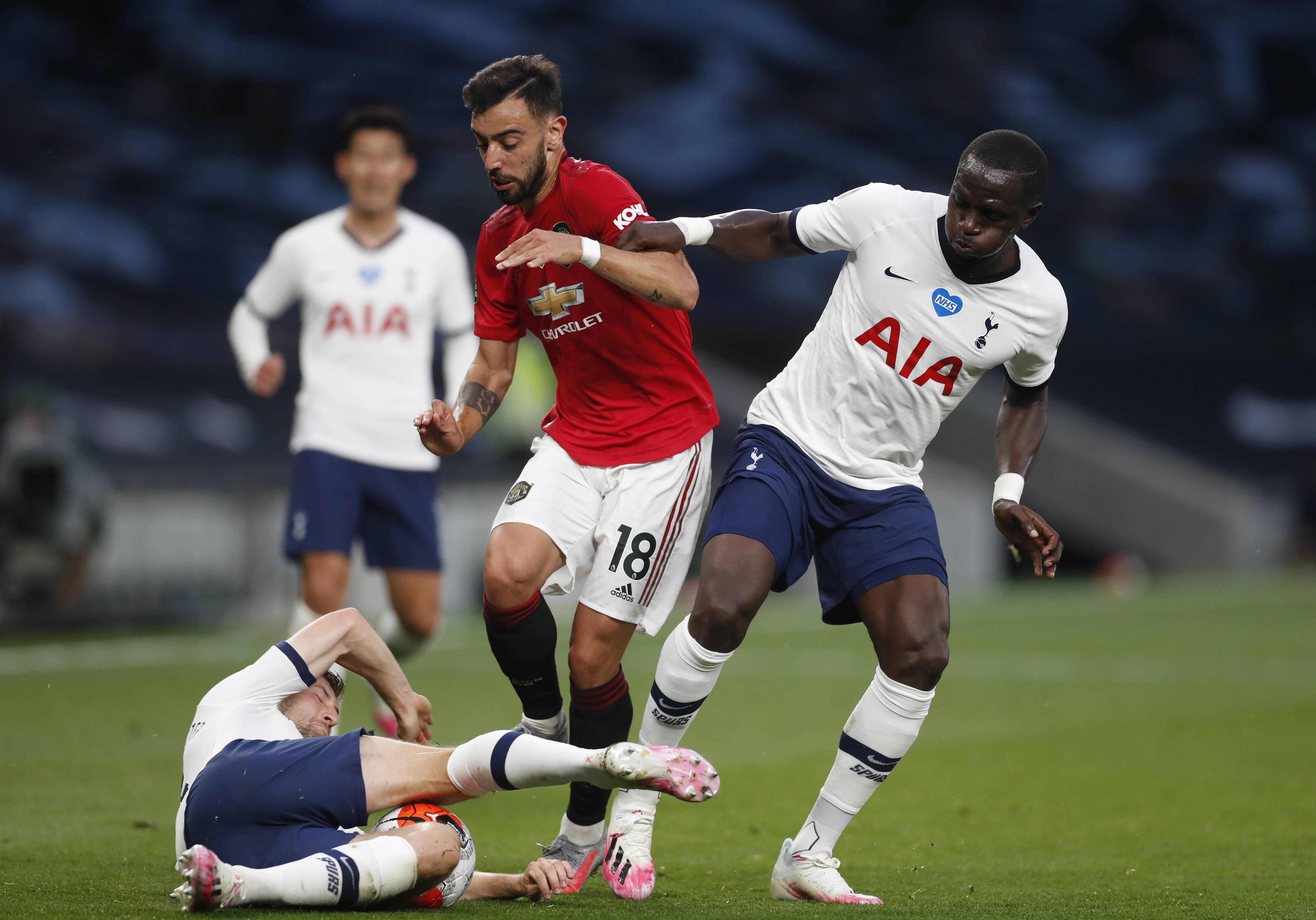 卡塔尔通过 卡塔尔通过